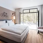 Velotel Hotel 4*