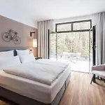 Velotel Hotel 4*