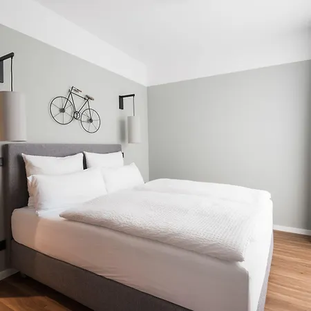 Velotel Hotel