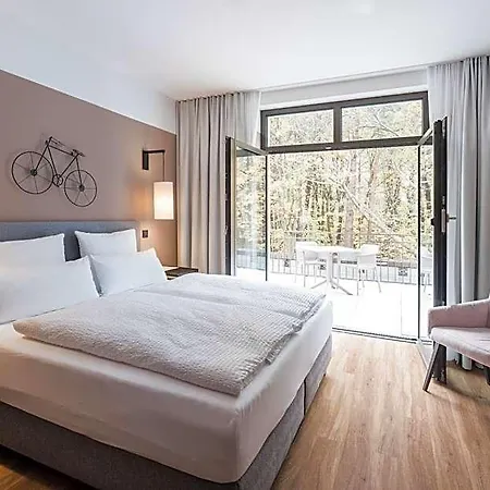 Velotel