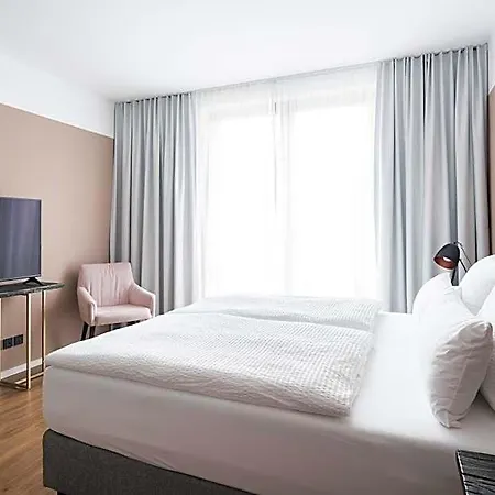 Hotel Velotel