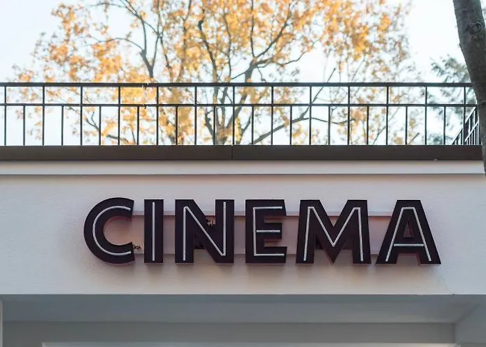 Velotel باد سارو